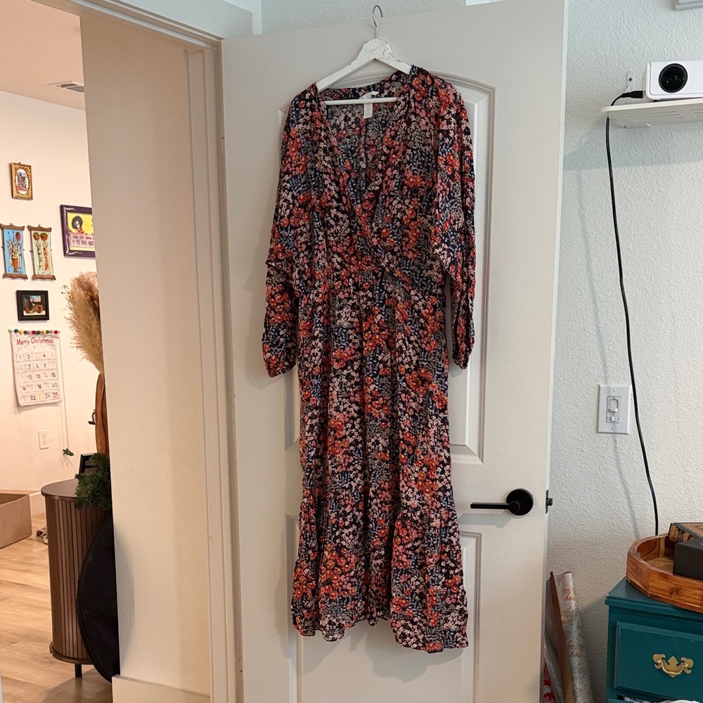 H&M Multicolor Floral Long Sleeve Dress